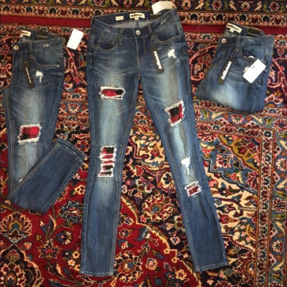 NWT Dollhouse jeans